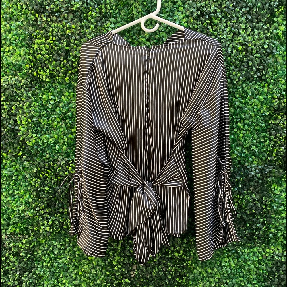 Topshop Striped Long Sleeve Silky Top Size 4